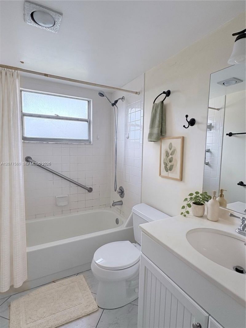 100 SW 132nd Way, Unit 310K, Pembroke Pines, FL 33027 Photo