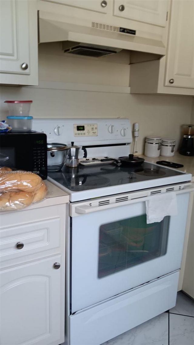 100 SW 132nd Way , Unit 310K, Pembroke Pines, FL 33027 Photo