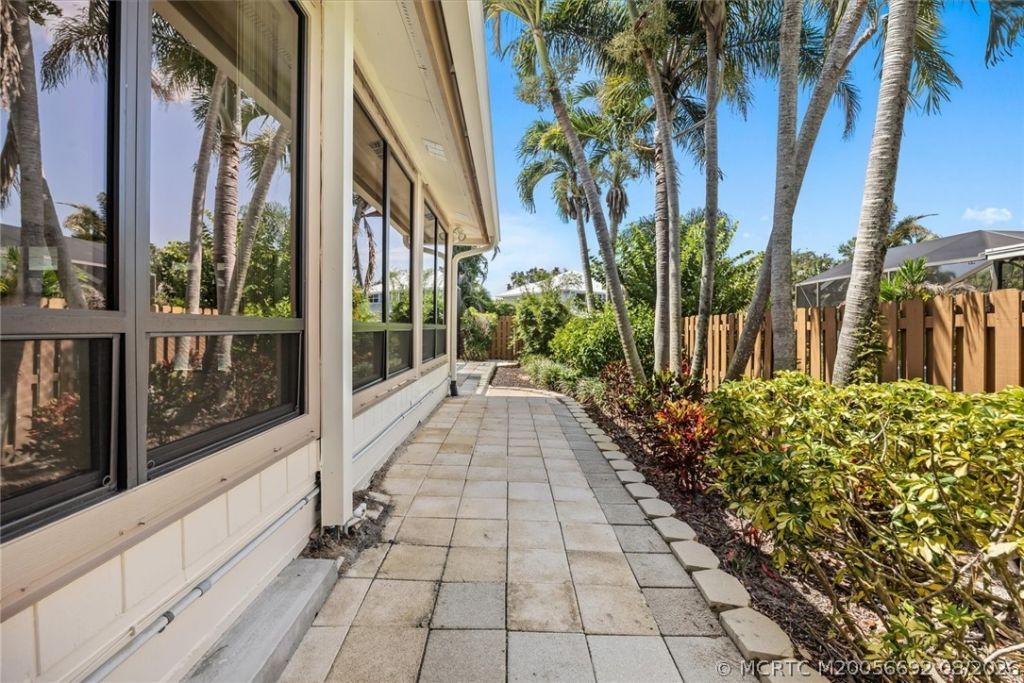 1904 NW 22nd Street, Stuart, FL 34994 Photo