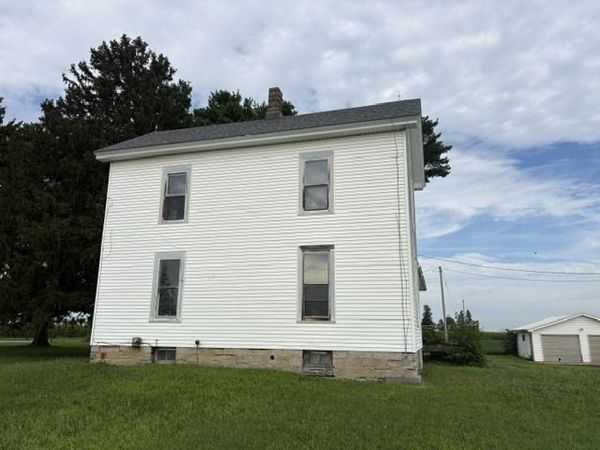 2295 170th Avenue , Reynolds, IL 61279