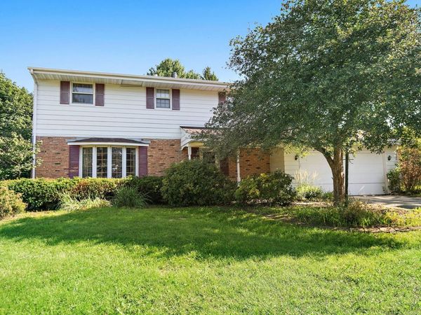5848 Weymouth Drive , Rockford, IL 61114