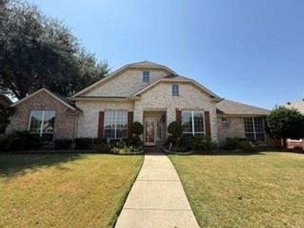 202 Stonegate Lane, Sunnyvale, TX 75182