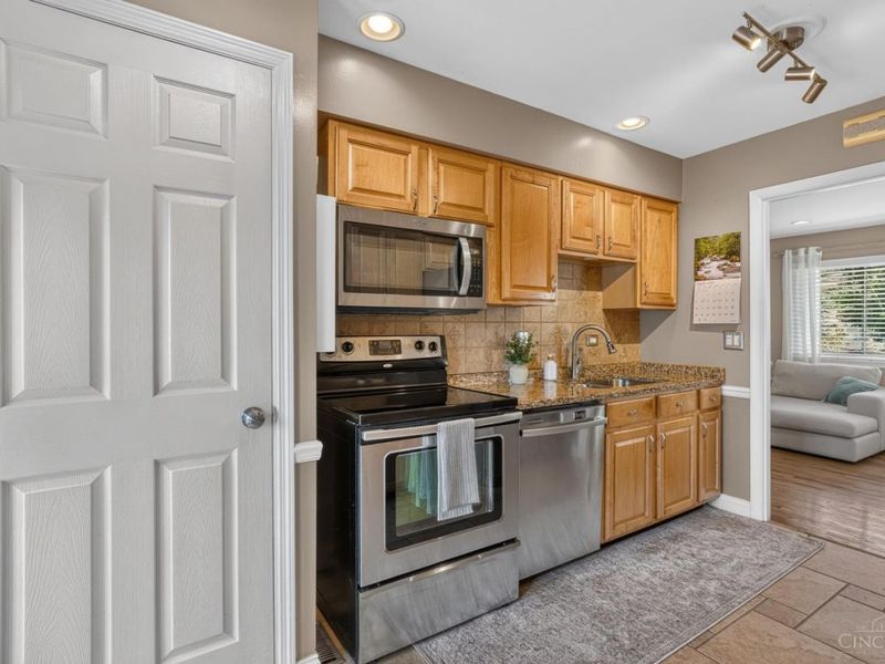 3993 Creek Road, Sharonville, OH 45241 Photo 17