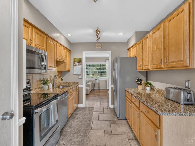 3993 Creek Road, Sharonville, OH 45241 Photo 18
