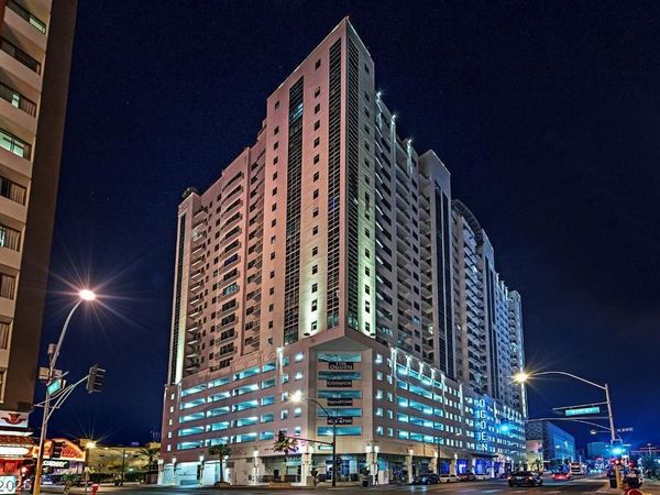 150 LAS VEGAS Boulevard , Unit 1513, Las Vegas, NV 89101