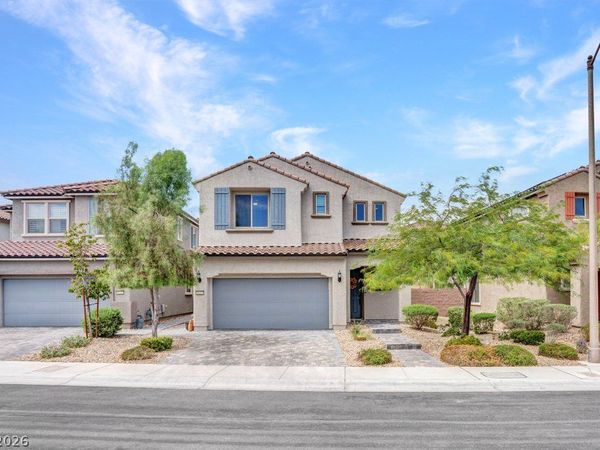 8123 Skye Chalet Street, Las Vegas, NV 89166