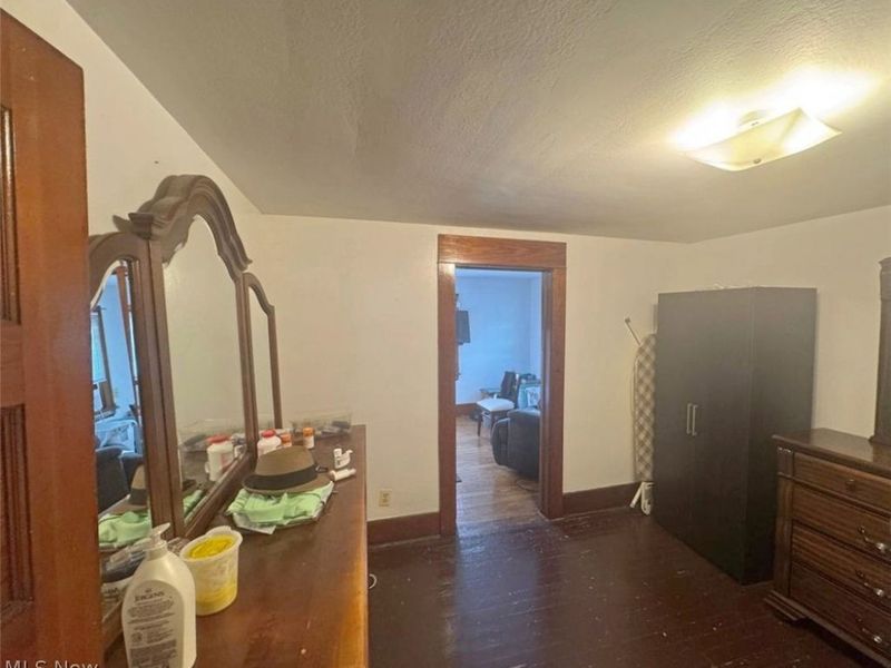950 Snyder Street, Akron, OH 44307 Photo 18