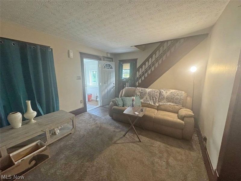 950 Snyder Street, Akron, OH 44307 Photo 8