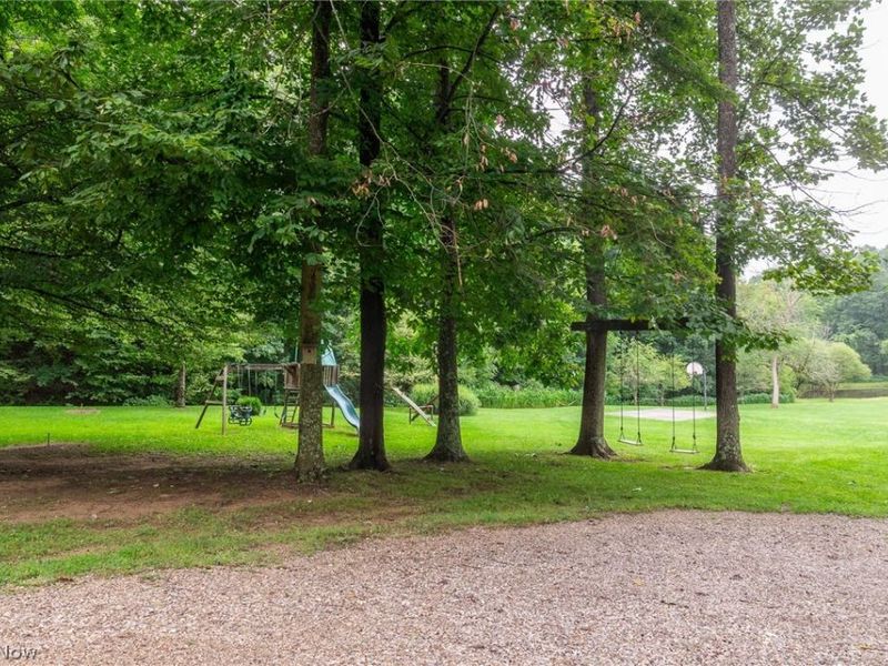 15931 Stocker Ridge Road, Newcomerstown, OH 43832 Photo 30