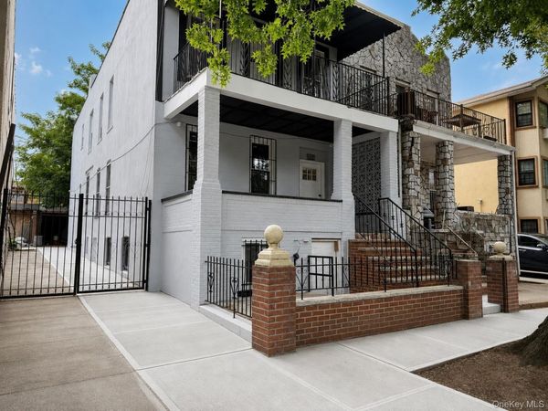 2044 Strauss Street , Brooklyn, NY 11212