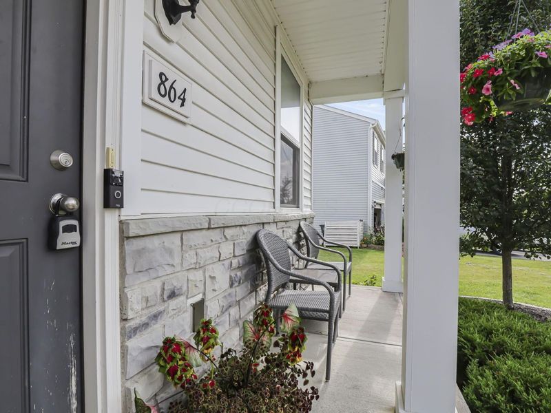 864 Corylus Drive SW, Pataskala, OH 43062 Photo 7