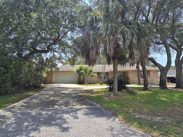 4905 Mason Calle Road, Gulf Breeze, FL 32563