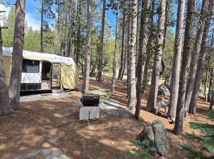 21031 Donner Pass Rd, Soda Springs, CA 95728 Photo