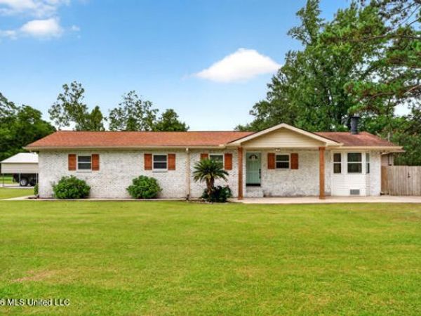 934 Ceasar Road, Picayune, MS 39466