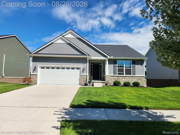 8676 Sawgrass Lane, White Lake Township, Mi 48386