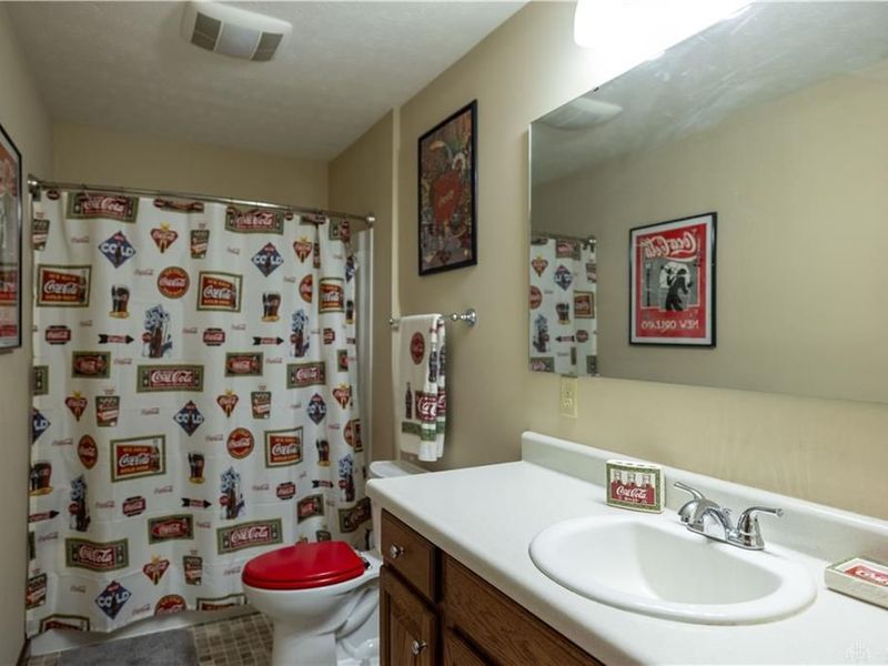 6300 Plateau Drive, Springfield, OH 45502 Photo 16