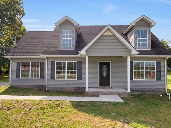 305 Shadow Dr , Shelbyville, TN 37160