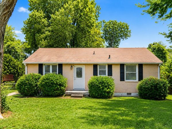 138 Dodge Dr, Nashville, TN 37210