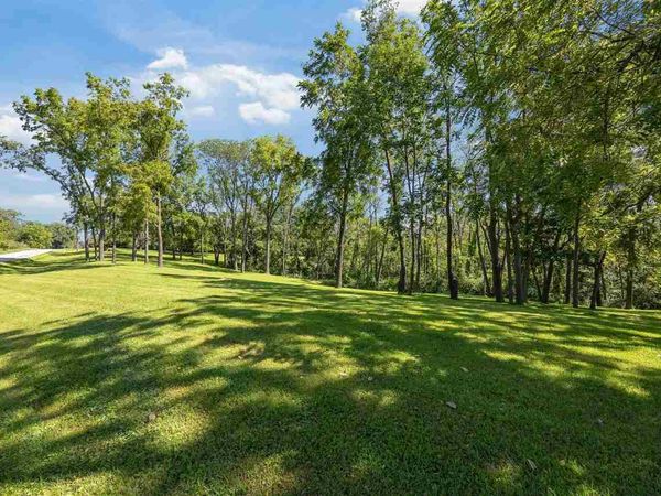 Lot 2/Outlot B Breza First Subdivision, Solon, IA 52333
