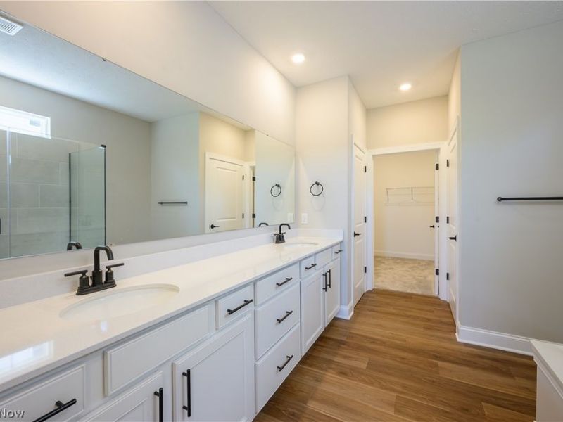 23864 Heatherstone Trail, Columbia Station, OH 44028 Photo 13