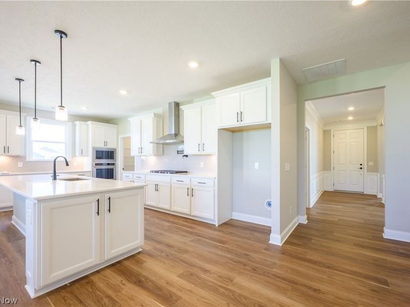 23864 Heatherstone Trail, Columbia Station, OH 44028 Photo 5