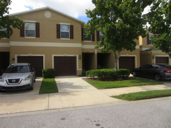 2746 HAMPTON GREEN LANE , BRANDON, FL 33511