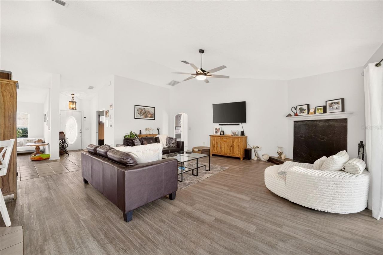20462 SW 36th Street, Dunnellon, FL 34431 Photo