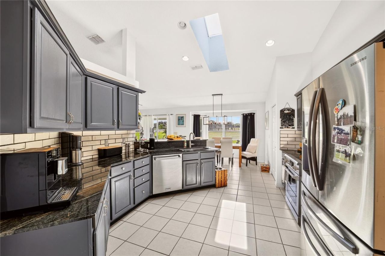 20462 SW 36th Street, Dunnellon, FL 34431 Photo