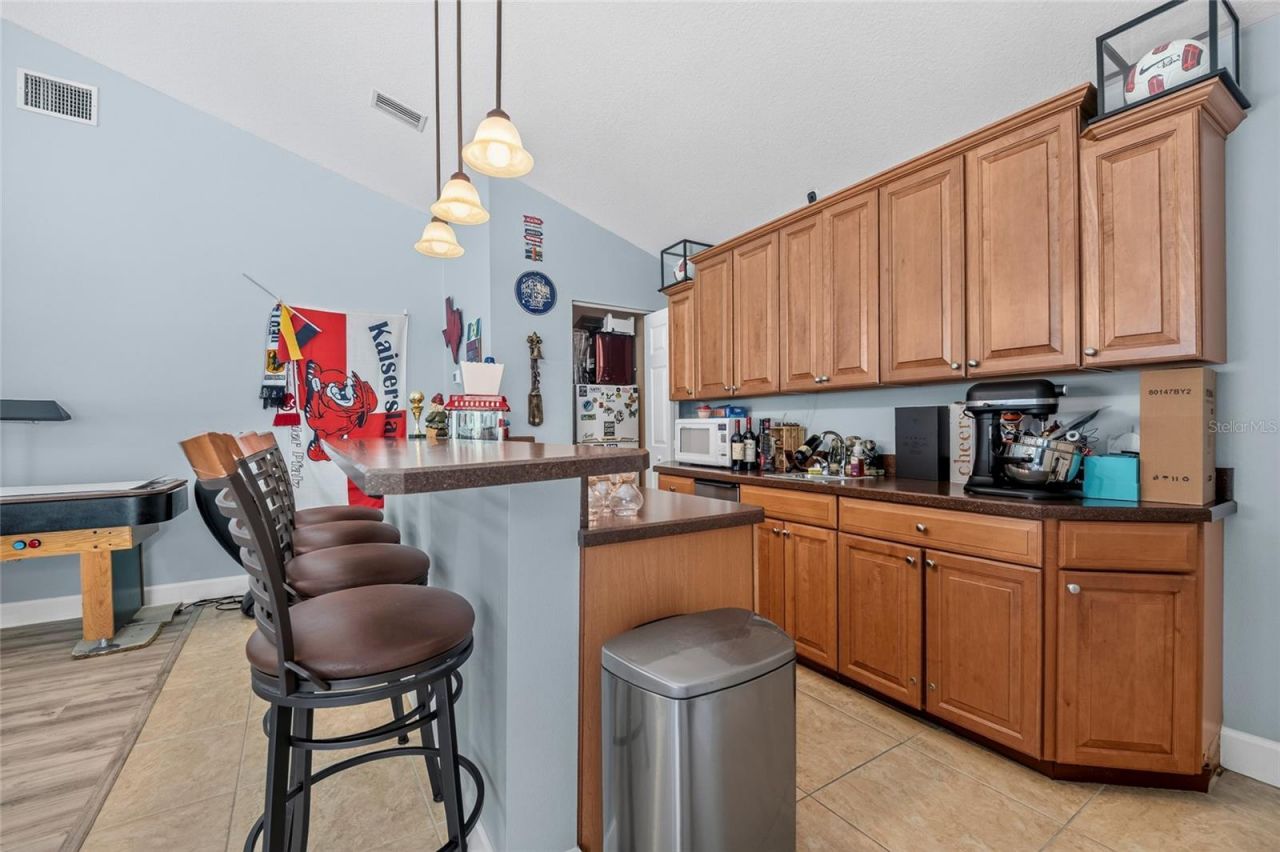 608 Woodview Way, Bradenton, FL 34212 Photo