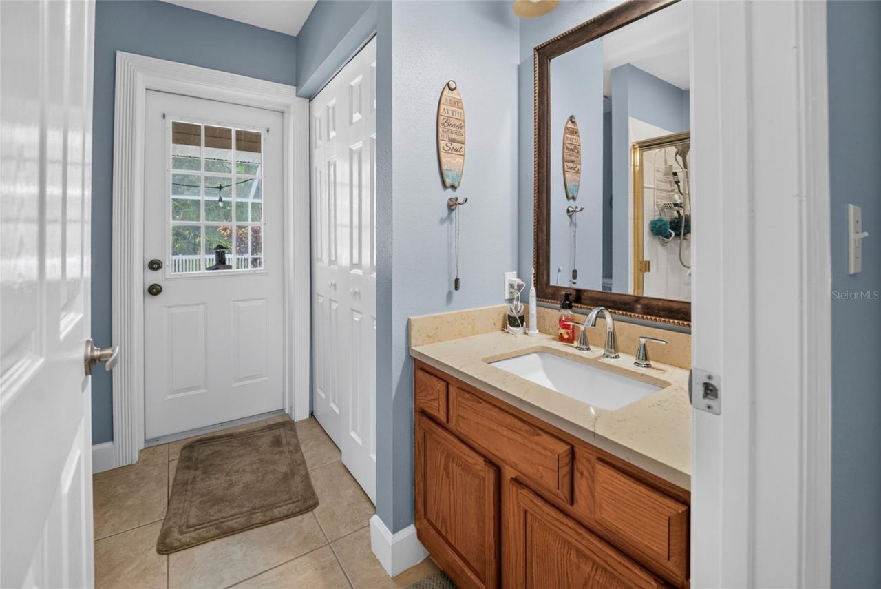 608 Woodview Way, Bradenton, FL 34212 Photo