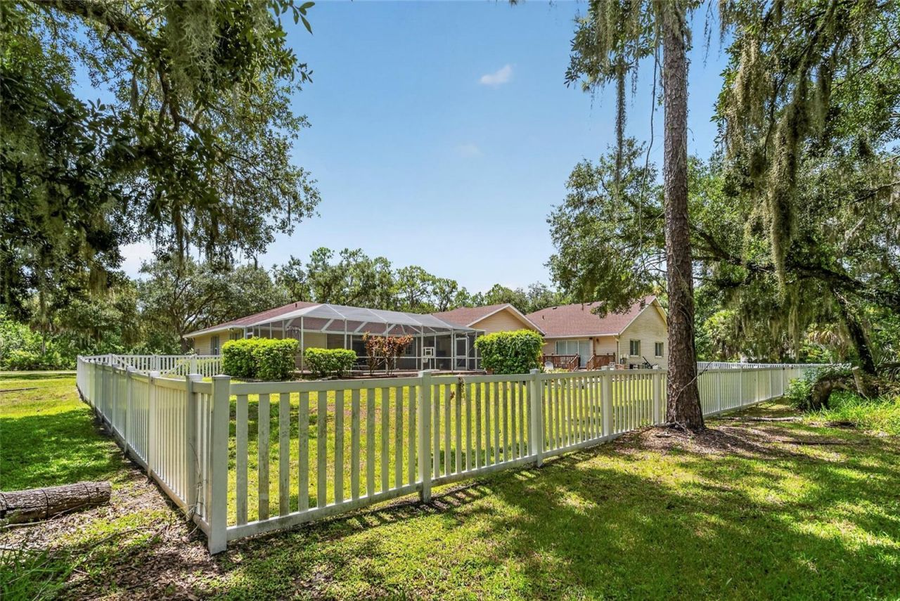 608 Woodview Way, Bradenton, FL 34212 Photo
