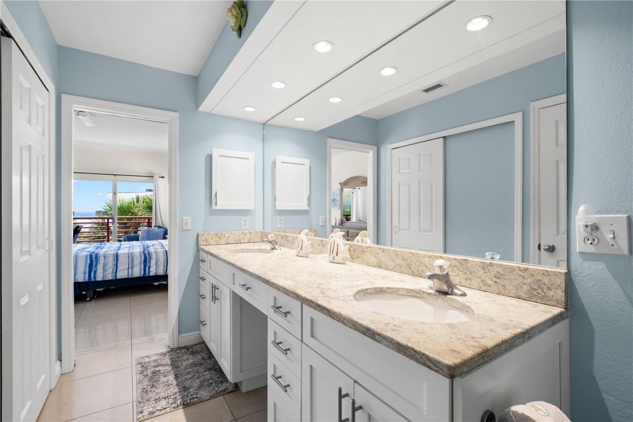 12935 Gulf Lane, Unit 205, Madeira Beach, FL 33708 Photo