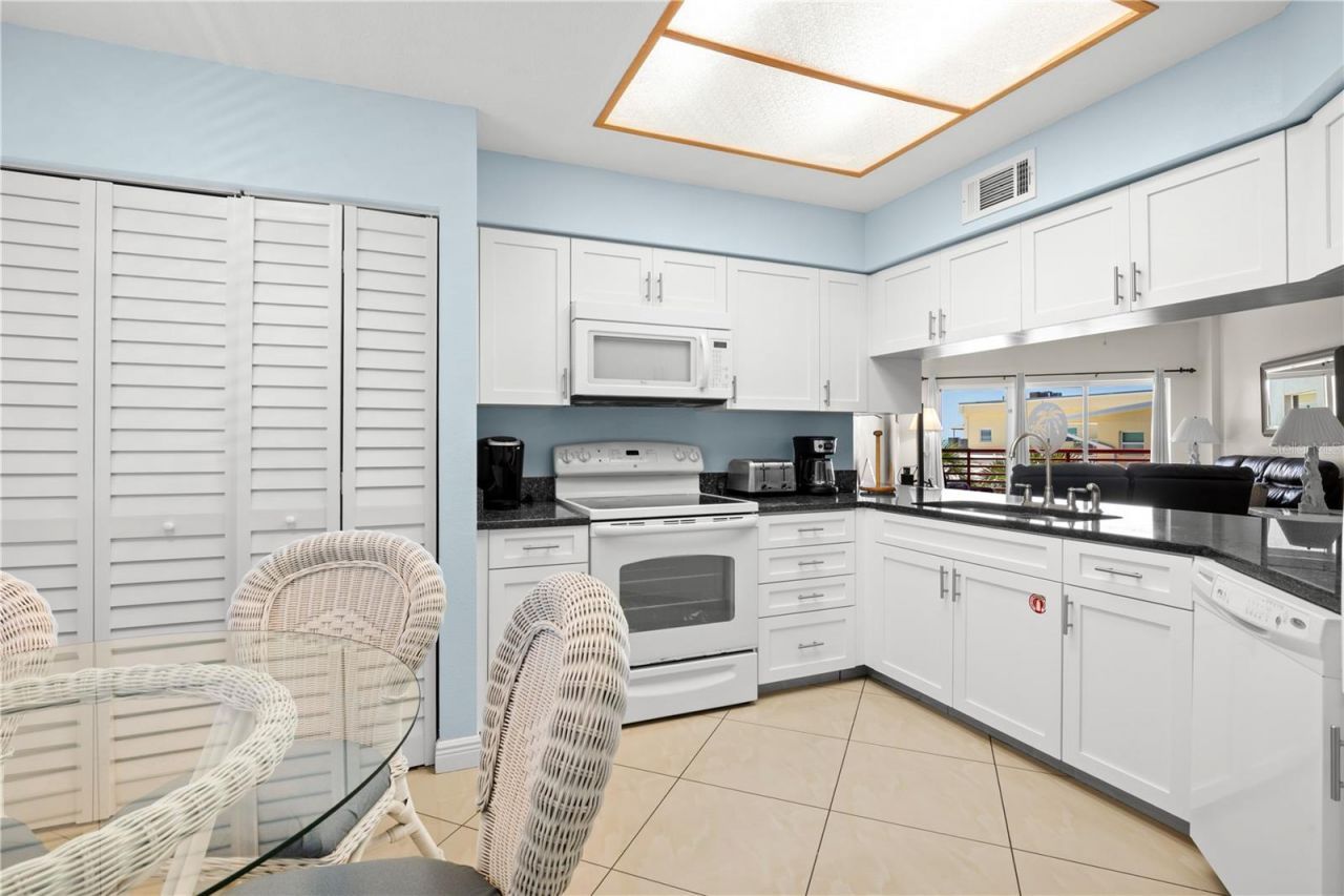 12935 Gulf Lane, Unit 205, Madeira Beach, FL 33708 Photo