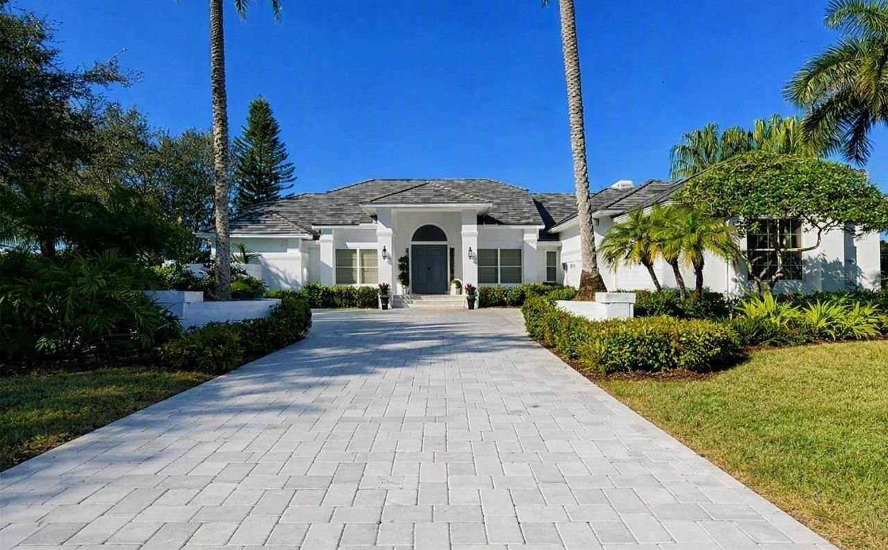 447 E Macewen Drive, Osprey, FL 34229 Main Photo