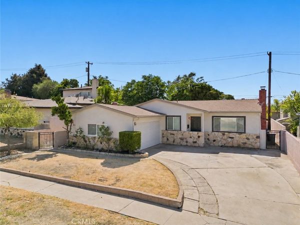 11137 Parr Avenue, Sunland, CA 91040