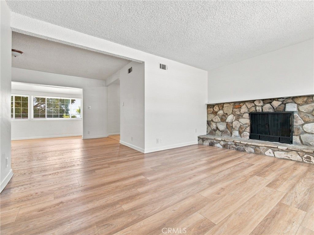 11137 Parr Avenue, Sunland, CA 91040 Main Photo