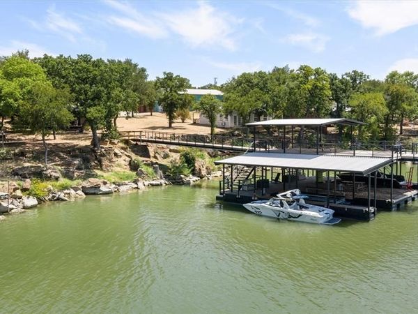 1516 N Lakeview Drive, Palo Pinto, TX 76484