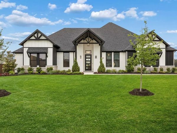 4037 Lagos Drive , Midlothian, TX 76065