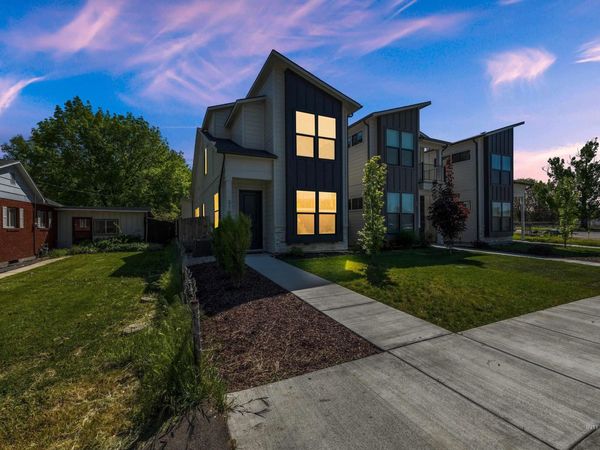 2106 N 35th St, Boise, ID 83703