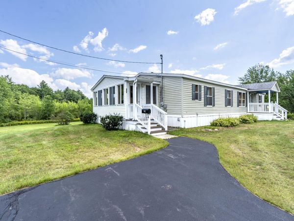 955 Calef Highway, Barrington, NH 03825