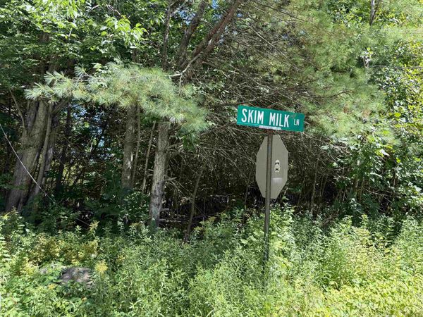 16 Skim Milk Lane, Brentwood, NH 03833
