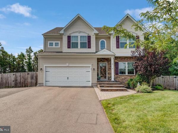 27 PORTSMOUTH LANE, TUCKERTON, NJ 08087