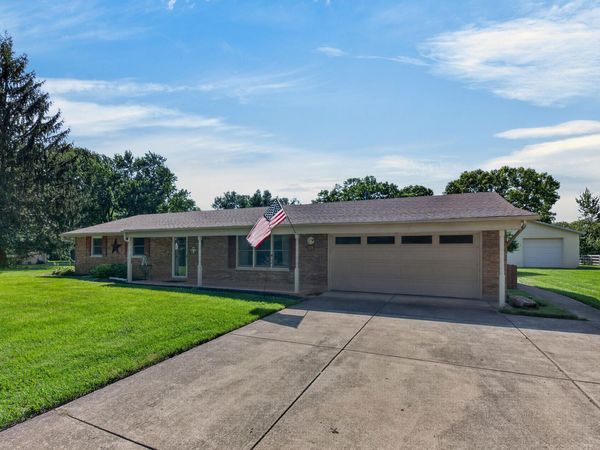 201 Brookside Drive, New Carlisle, OH 45344