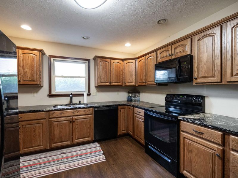6300 Plateau Drive, Springfield, OH 45502 Photo 8