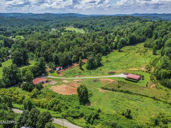 598 Griffith Branch Rd, Madisonville, TN 37354