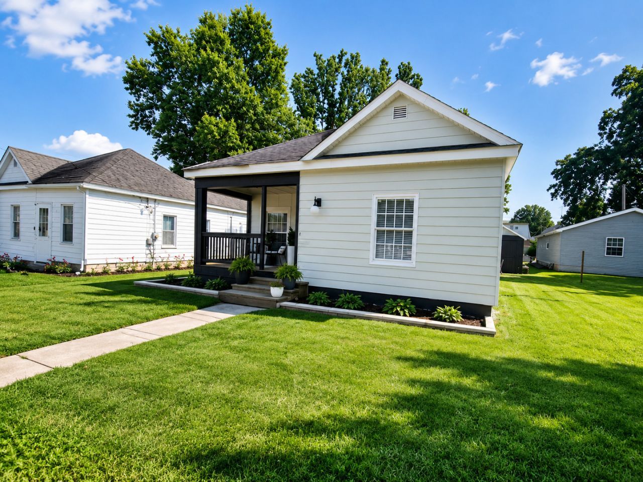202 E Chester Street, Pinckneyville, IL 62274 Main Photo