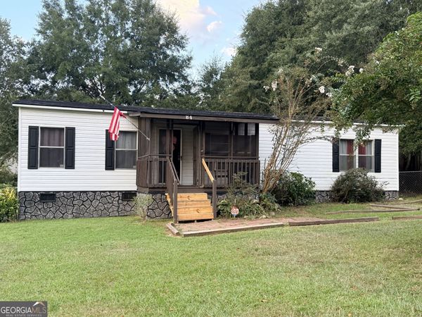 84 Skyland Drive E, Locust Grove, GA 30248