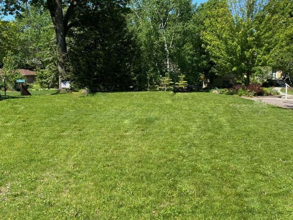 502 Ardmore Drive, Golden Valley, MN 55422