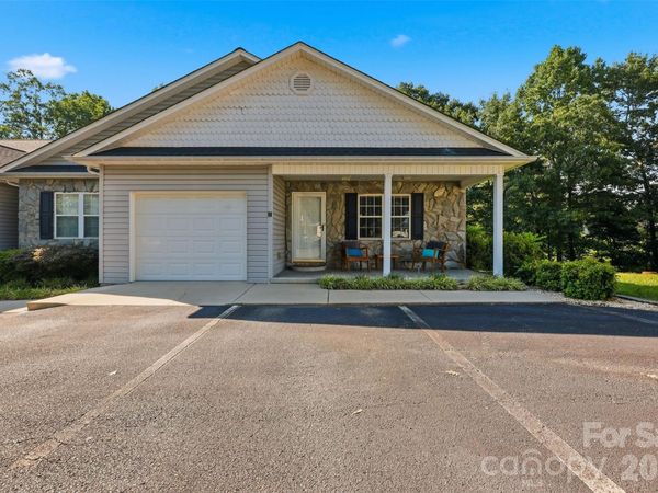 351 School Drive , Taylorsville, NC 28681