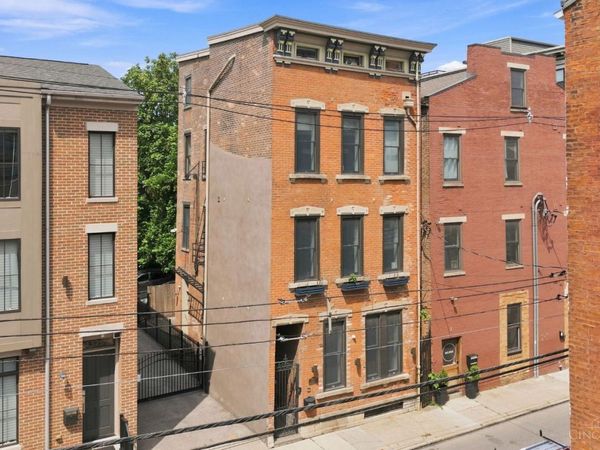 1329 Republic Street, Cincinnati, OH 45202